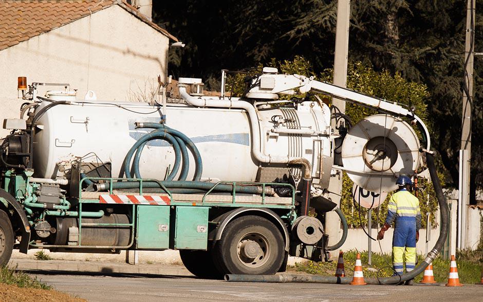 tarif plombier débouchage canalisation Argenteuil